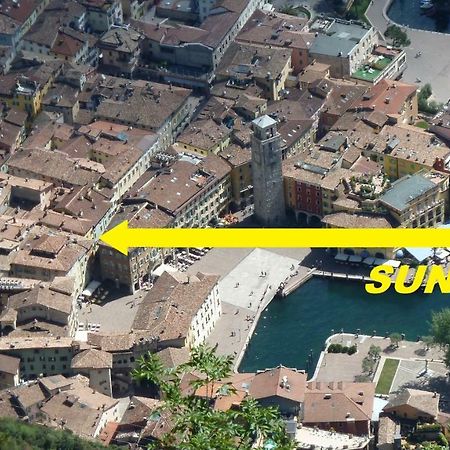 Appartamento Sunrise - Centro Storico N1 Ρίβα ντελ Γκάρντα Εξωτερικό φωτογραφία